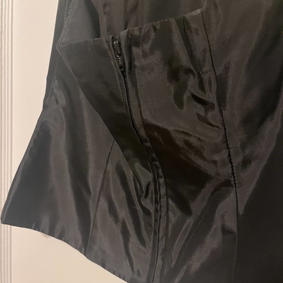 David's Bridal 2-Piece Black Cocktail/Bridesmaid Set, Size 6 - Picture 6 of 12